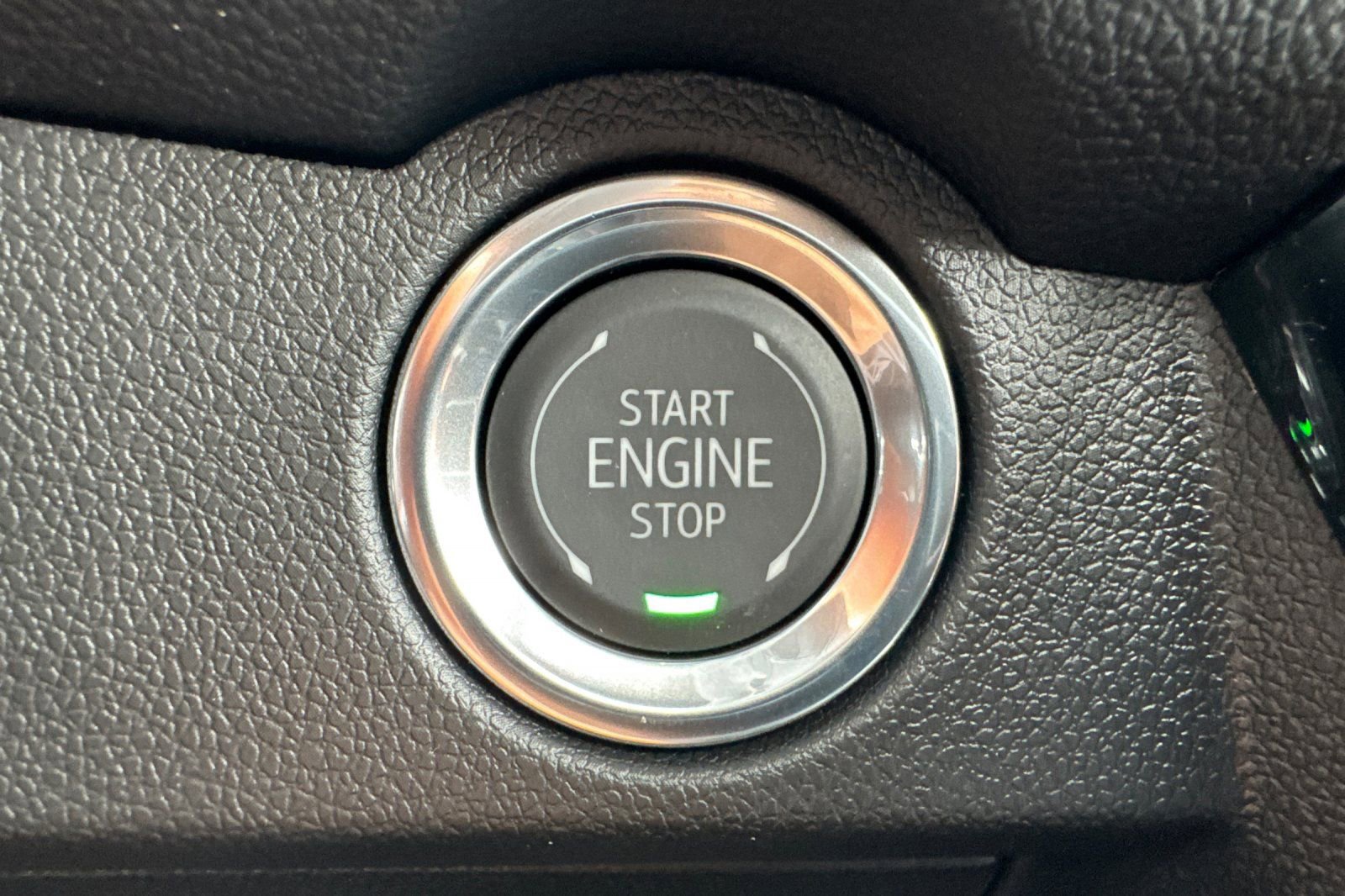 Used 2026 Chevrolet Traverse RS image 23