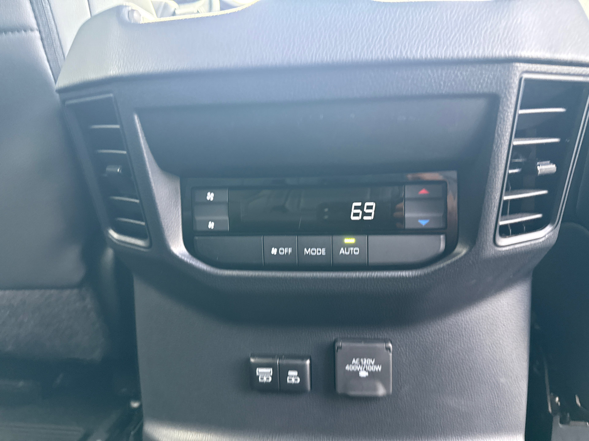 Certified 2024 Toyota Sequoia Limited w/ Tow Technology Package image 18