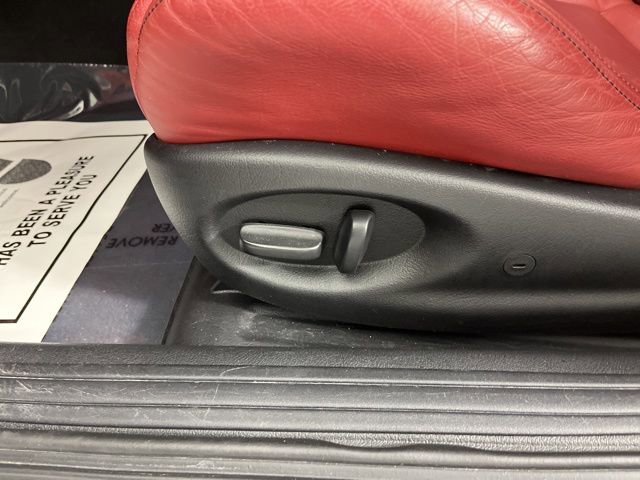 Used 2005 Pontiac GTO image 30