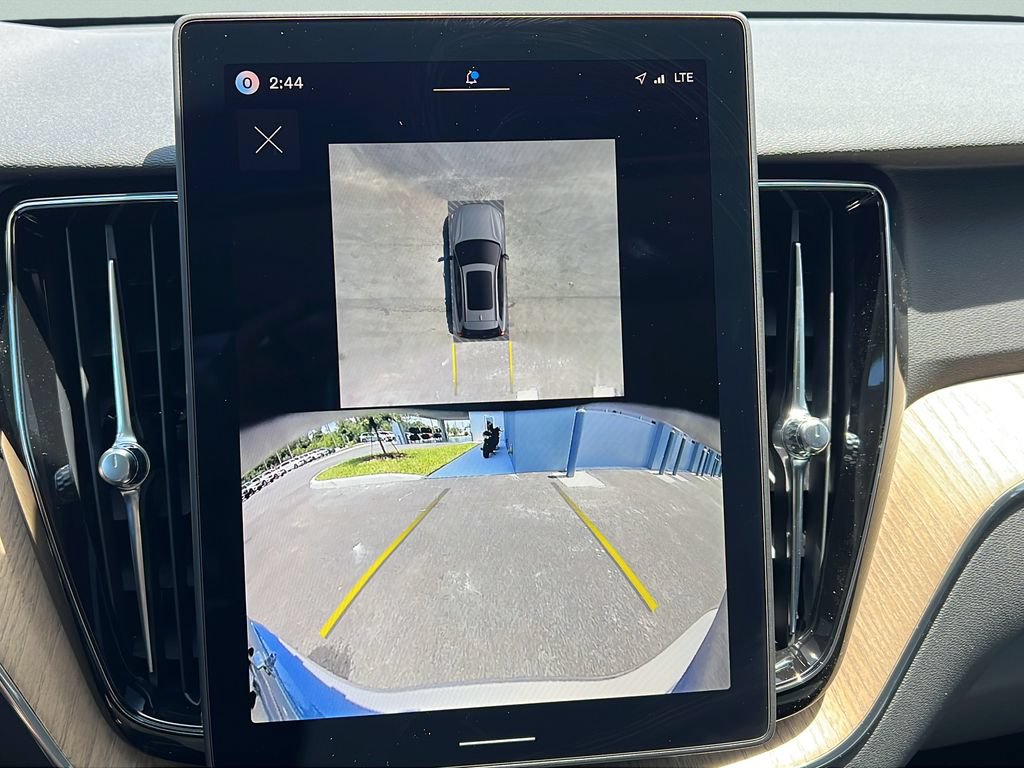 New 2026 Volvo XC60 T8 Plus AWD/4WD image 19