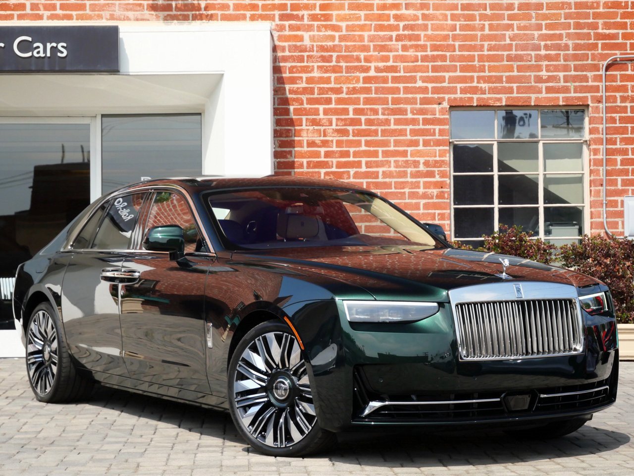 New 2025 Rolls-Royce Ghost image 19