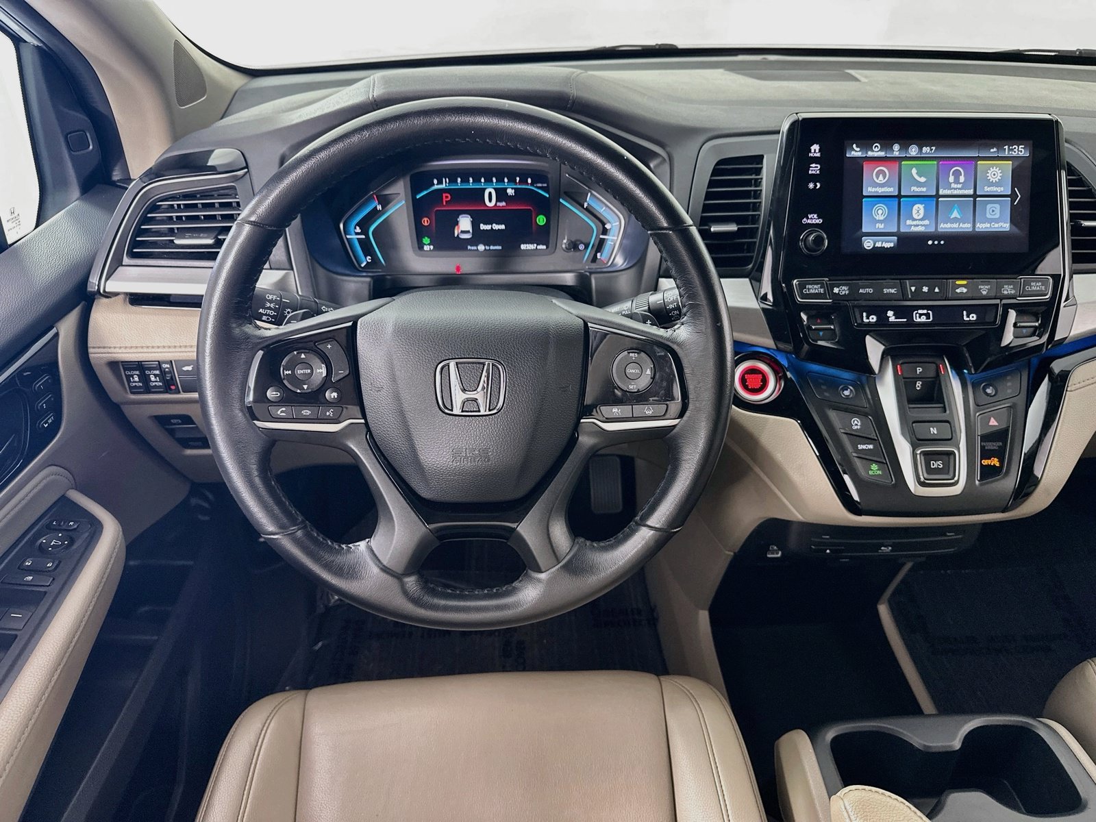 Used 2023 Honda Odyssey Touring image 23