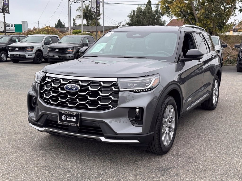 Used 2026 Ford Explorer Platinum RWD image 7
