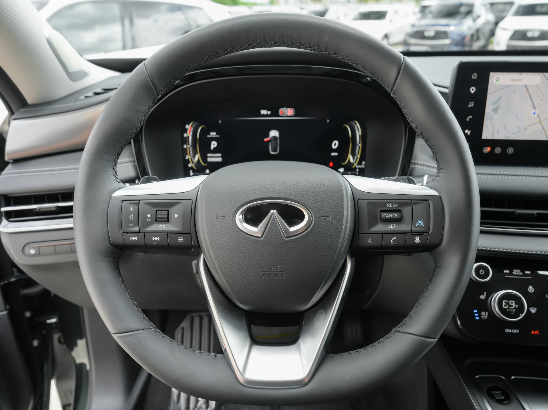 Certified 2026 INFINITI QX60 Luxe w/ Cargo Package FWD image 9