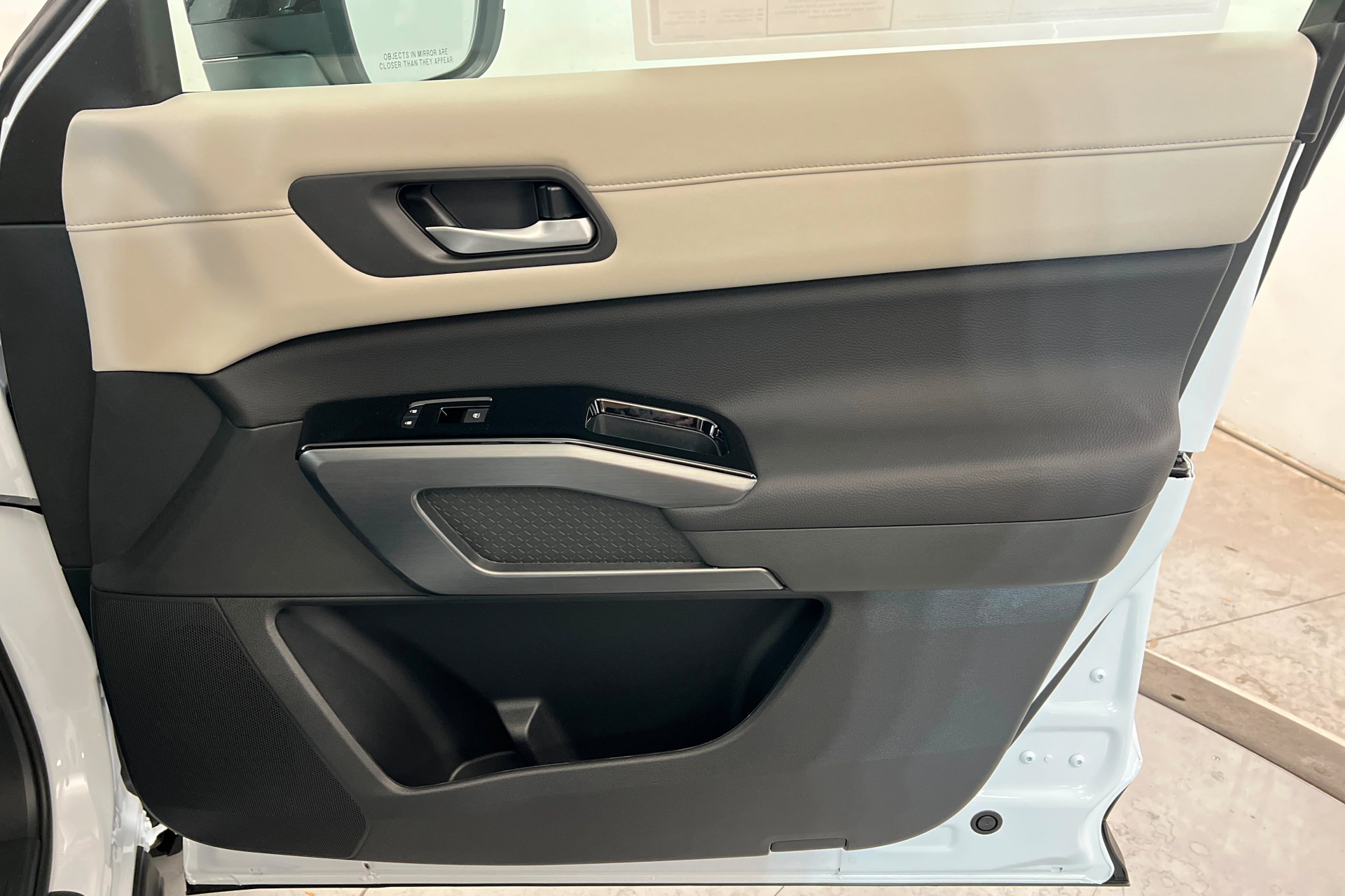 New 2026 Nissan Pathfinder SL image 24