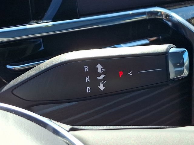 Used 2025 GMC Sierra EV Denali AWD/4WD image 12