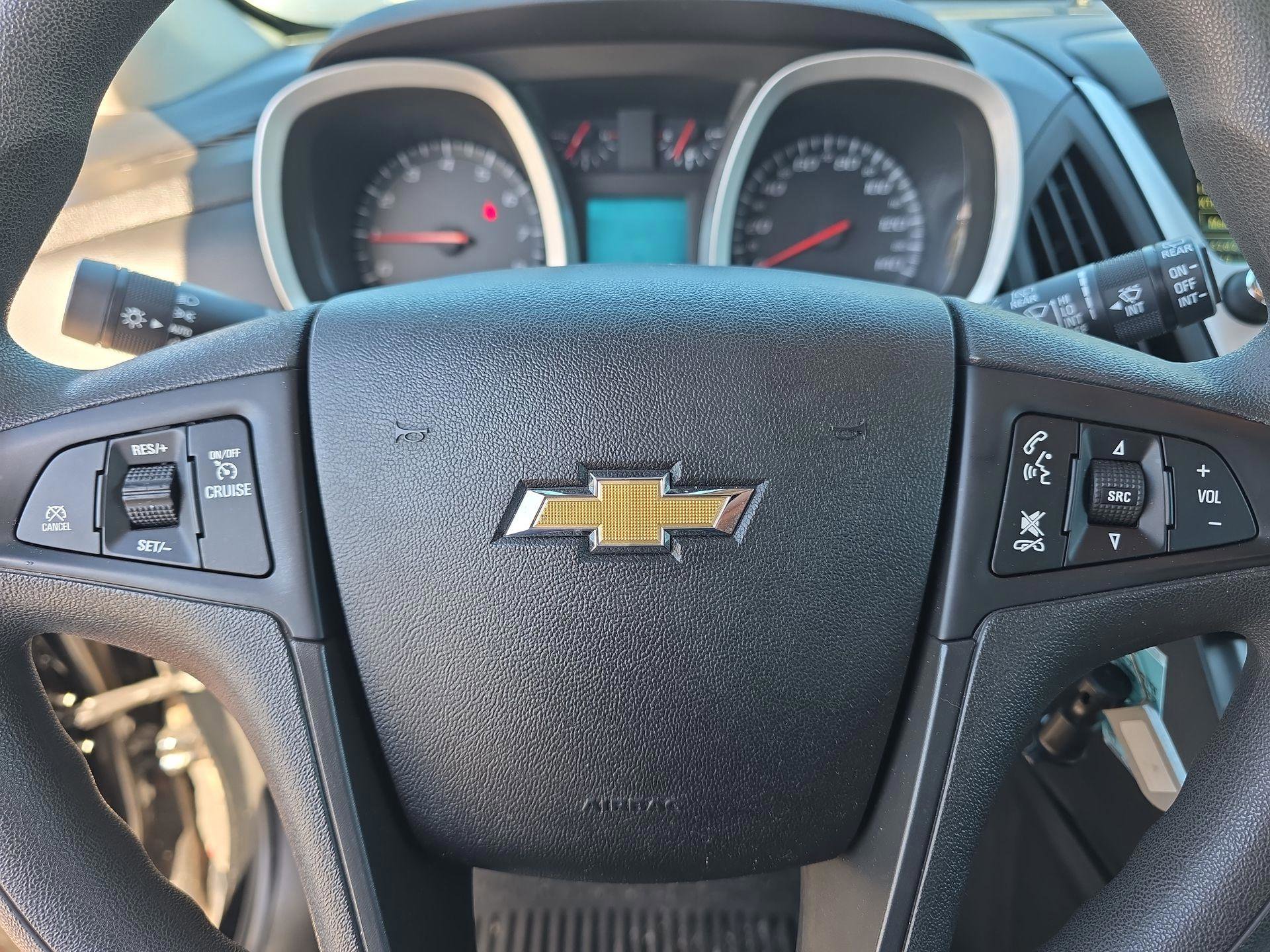 Used 2017 Chevrolet Equinox LS image 27