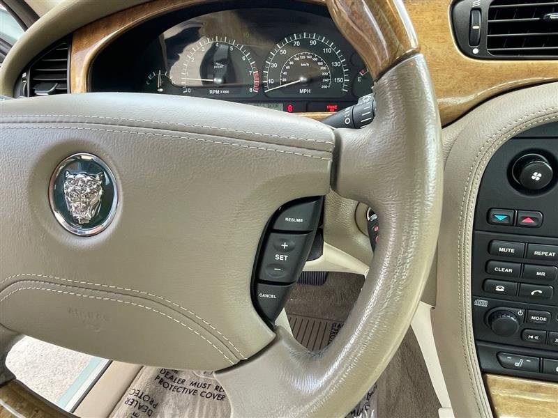 Used 2004 Jaguar S-TYPE 3.0 image 17