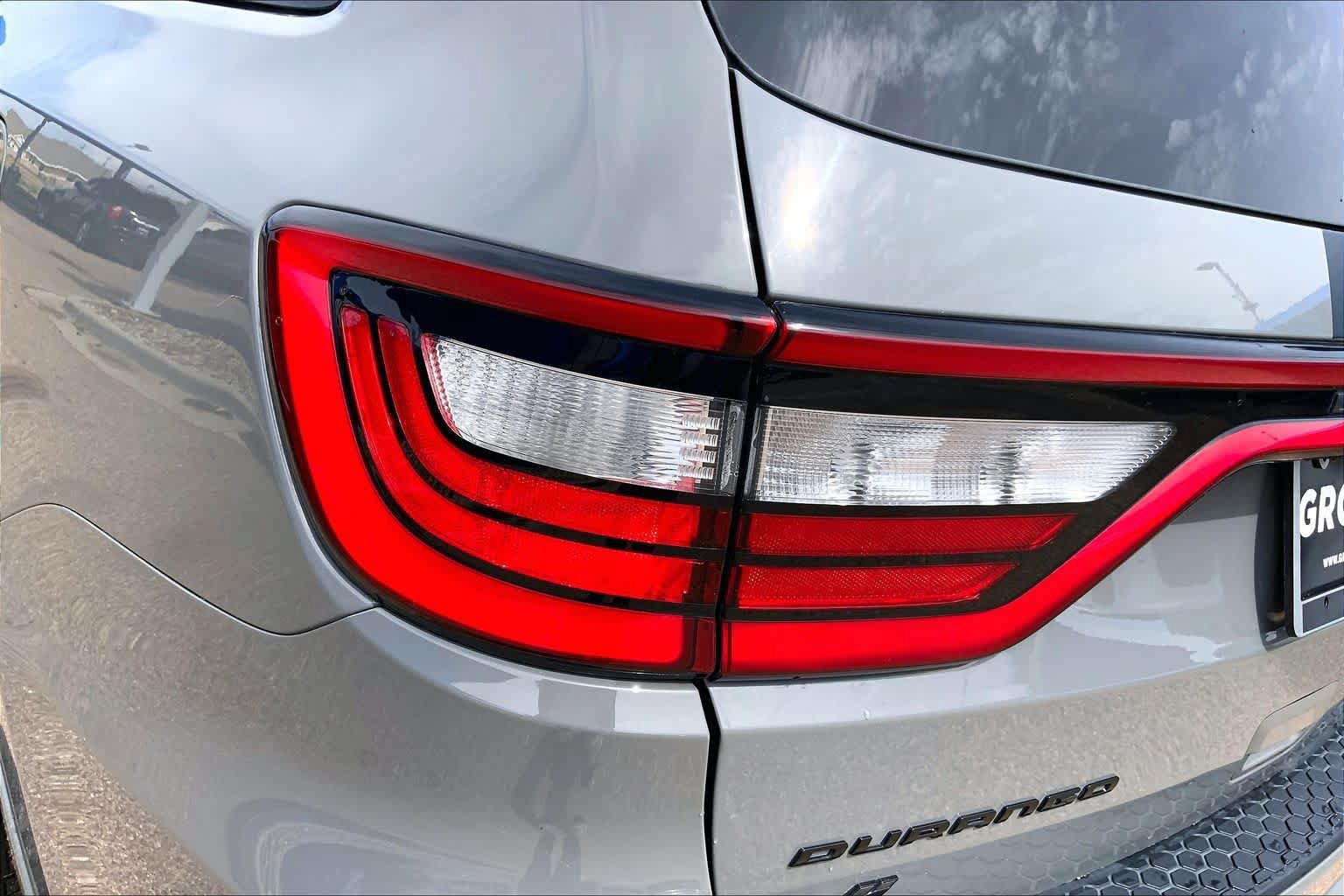Used 2022 Dodge Durango R/T w/ Blacktop Package AWD/4WD image 29