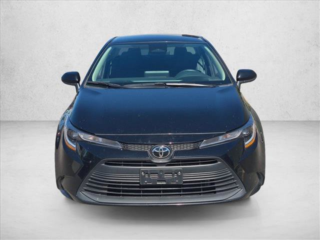 Used 2025 Toyota Corolla LE FWD image 2