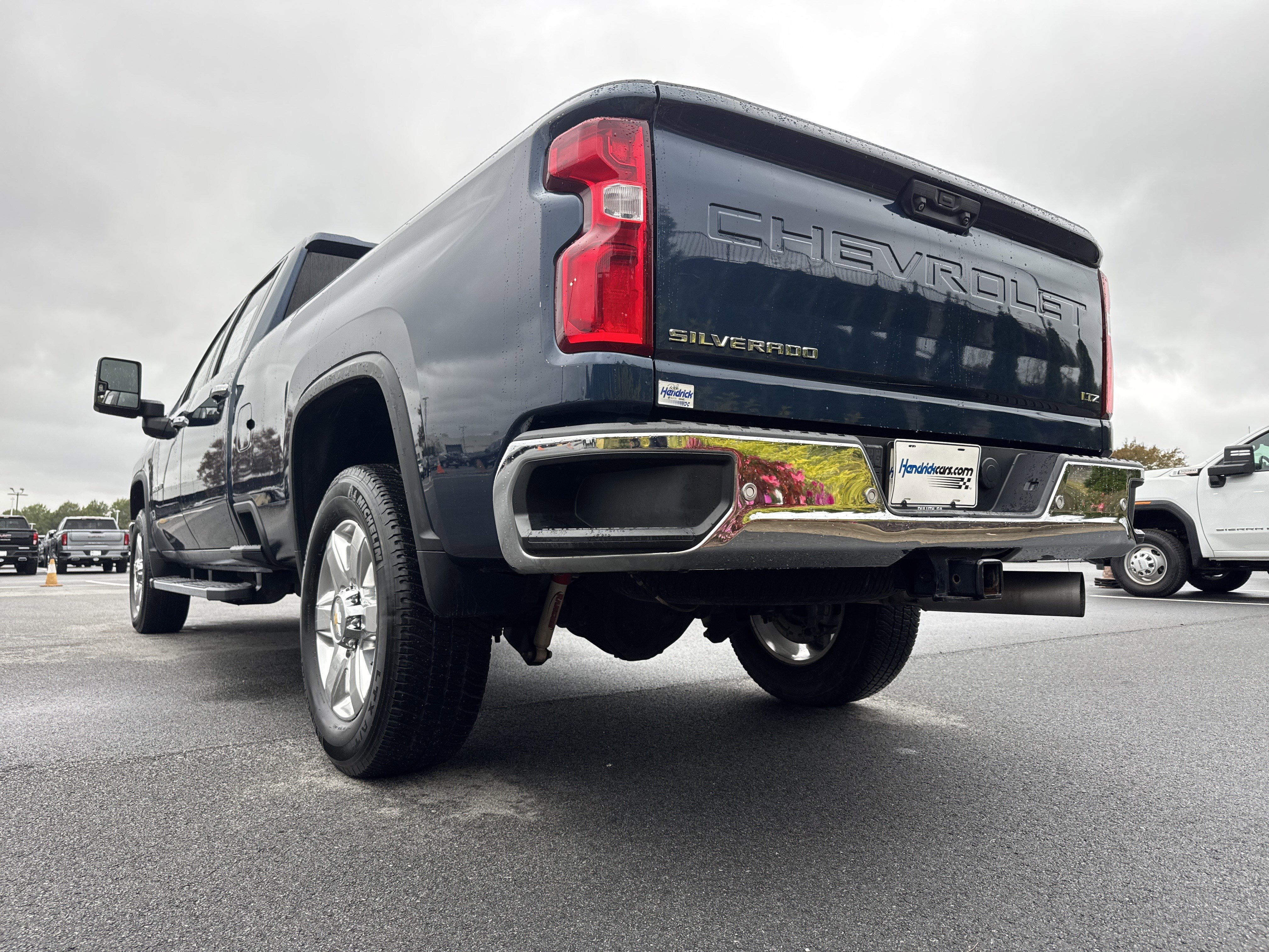 Used 2021 Chevrolet Silverado 3500 LTZ w/ LTZ Premium Package image 8