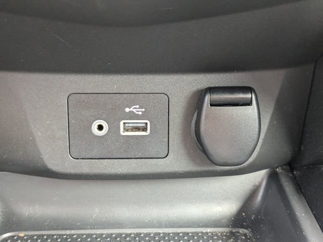 Used 2021 Nissan Rogue Sport SV FWD image 22
