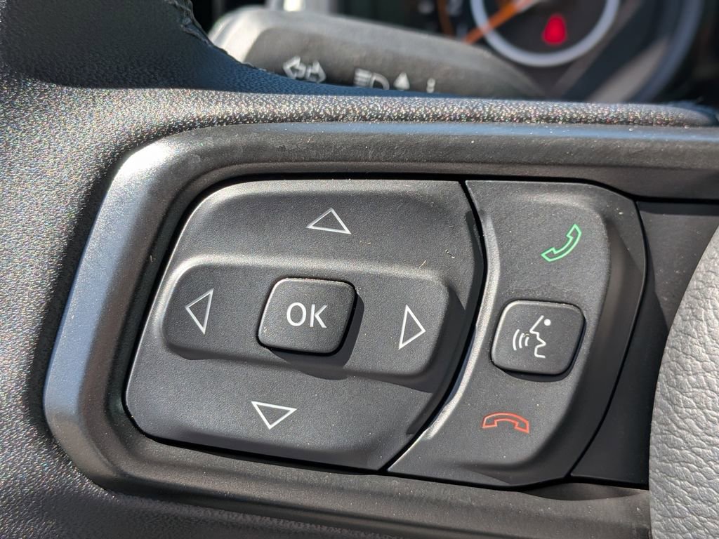 Used 2026 Jeep Gladiator Sport image 17