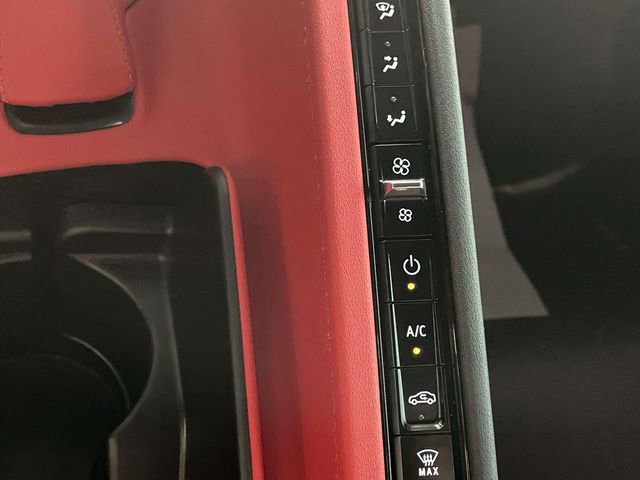 Used 2025 Chevrolet Corvette Z06 image 27