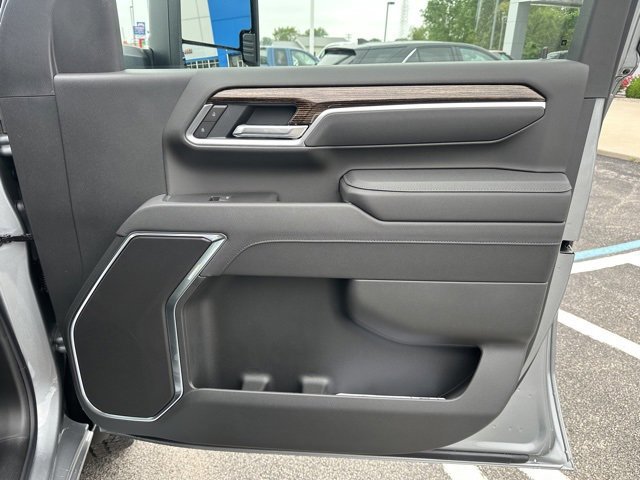 New 2025 GMC Sierra 2500 SLE w/ Preferred Package image 10