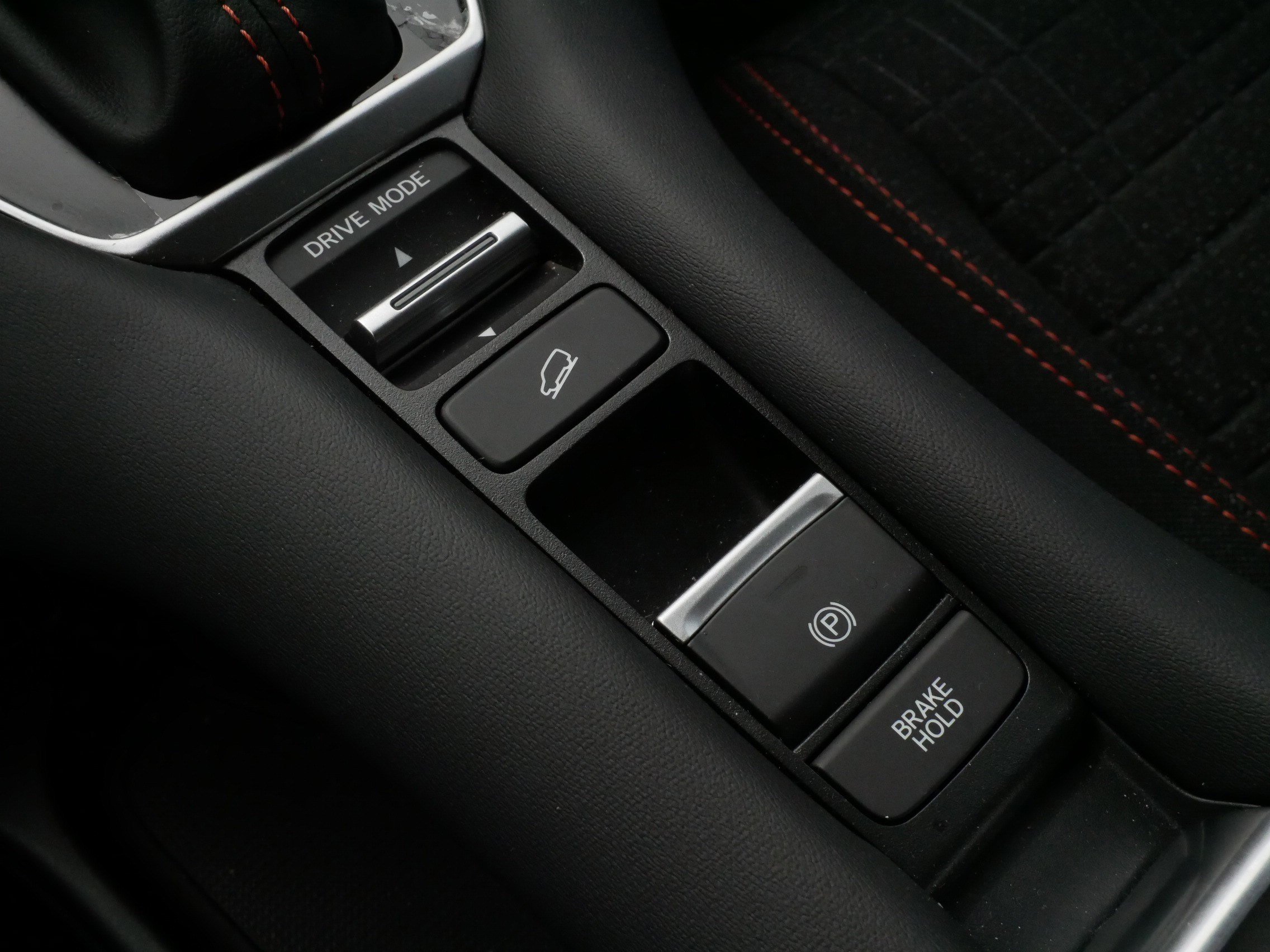 Certified 2026 Honda HR-V Sport image 25