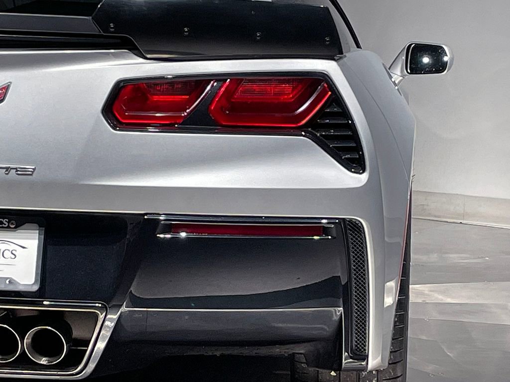 Used 2014 Chevrolet Corvette Stingray Coupe RWD image 7