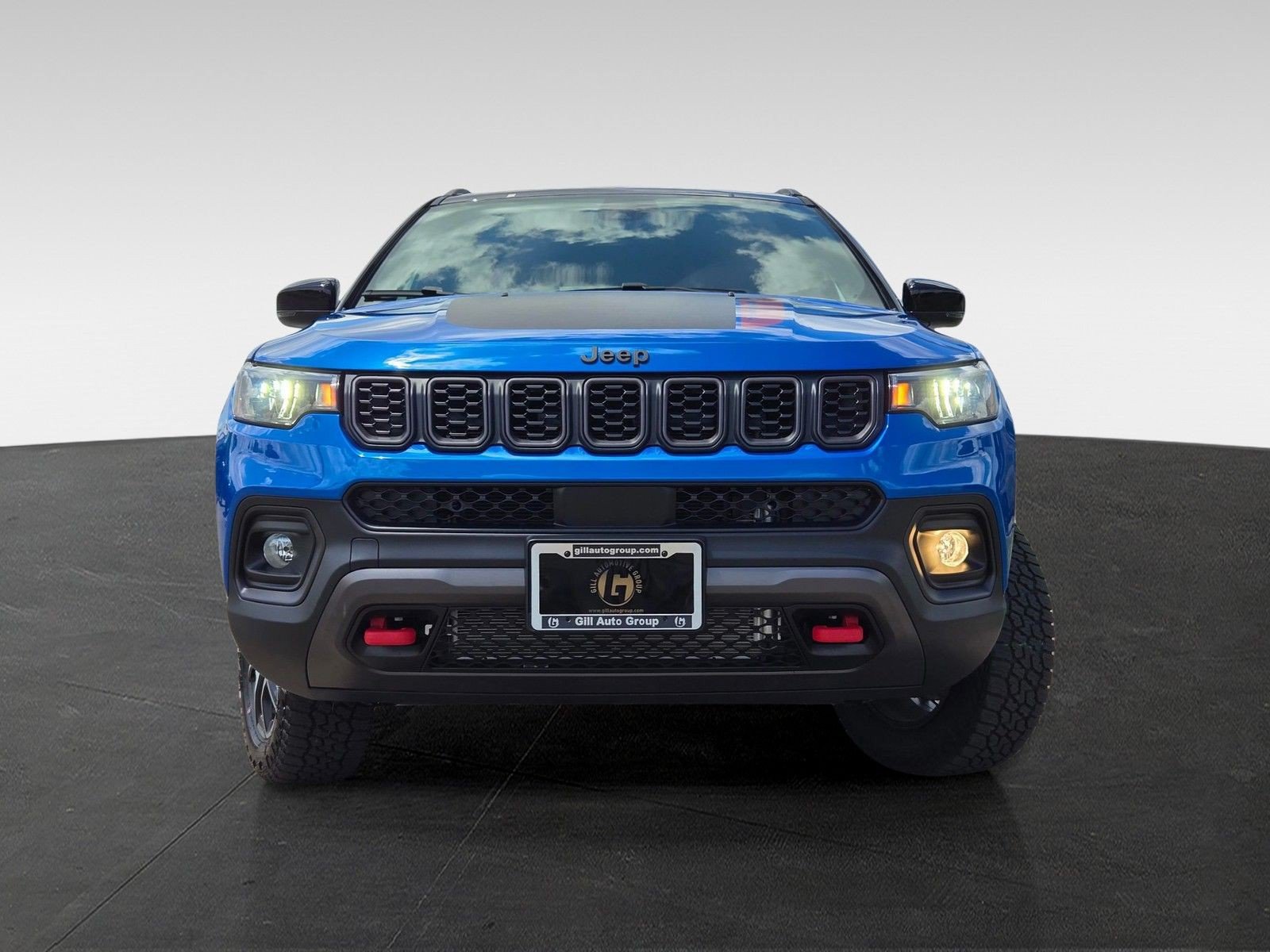 New 2026 Jeep Compass Trailhawk w/ Sun, Sound & Navigation Group AWD/4WD image 3
