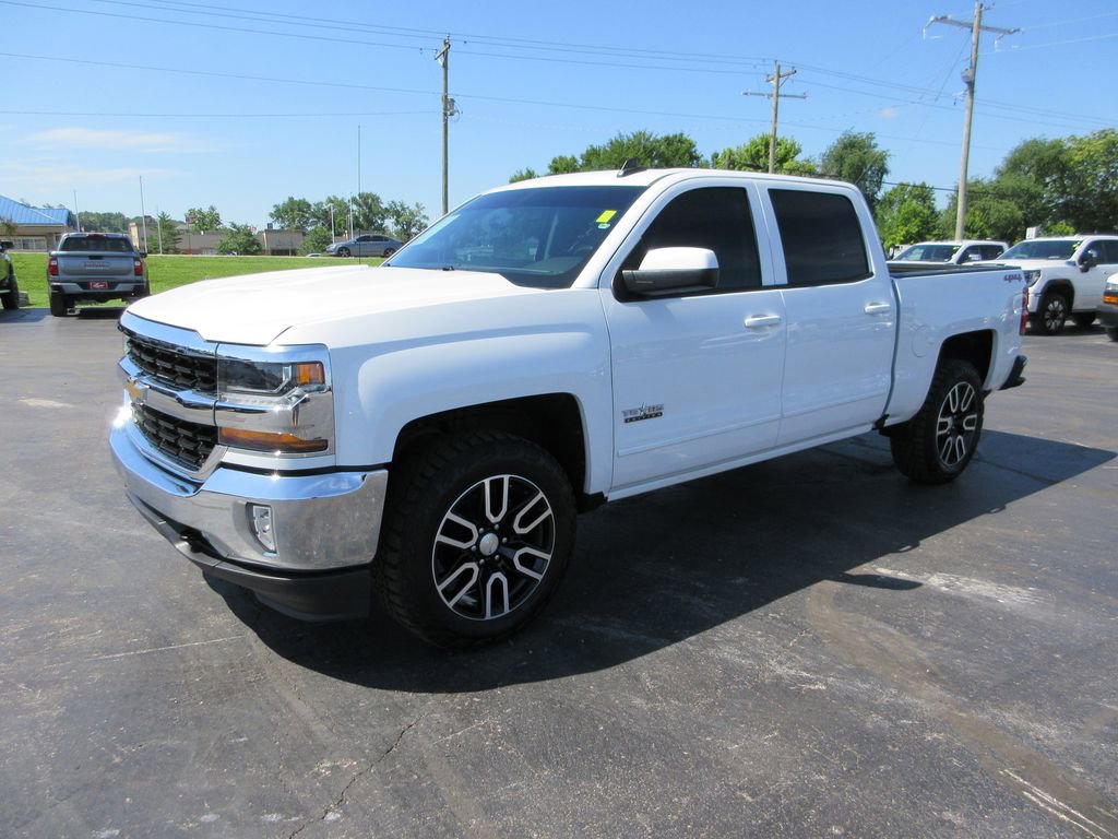 Certified 2018 Chevrolet Silverado 1500 LT w/ Texas Edition AWD/4WD image 13