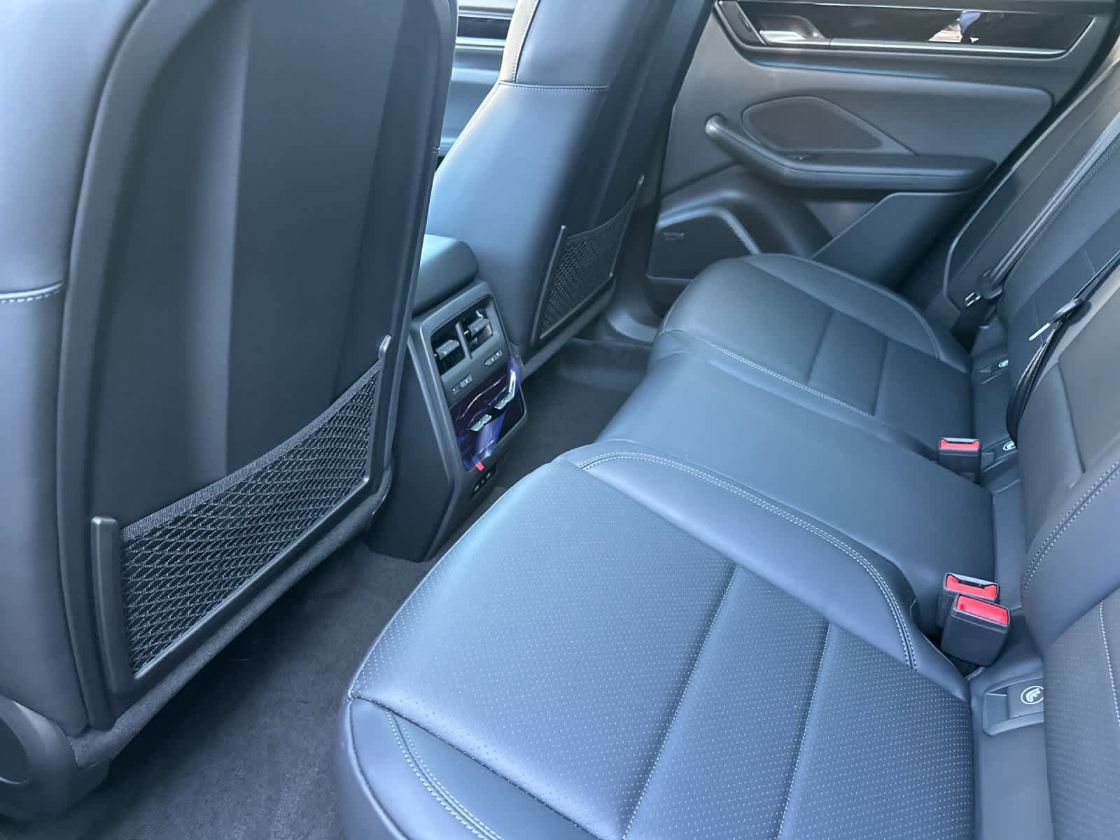 New 2026 Porsche Macan Electric RWD image 13