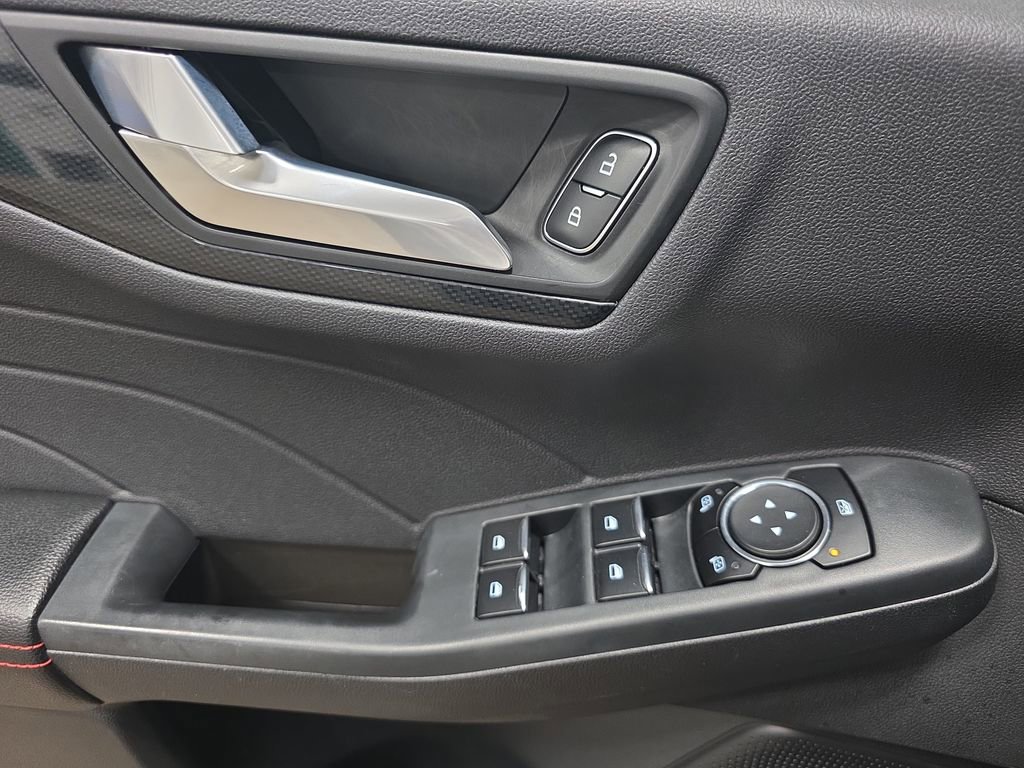 Used 2023 Ford Escape ST-Line image 28