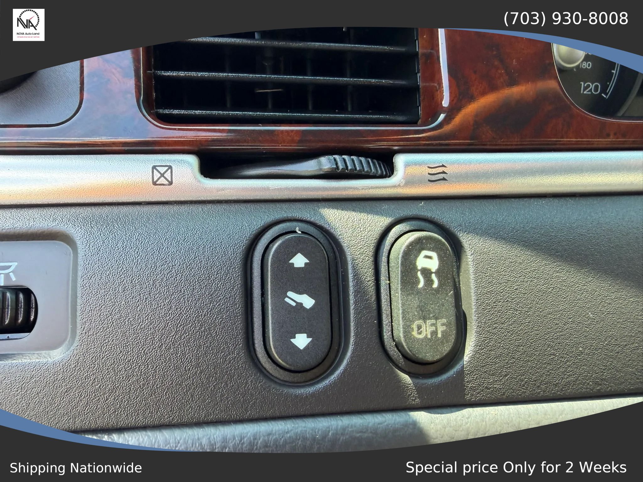 Used 2008 Lincoln Town Car Signature Limited RWD image 23