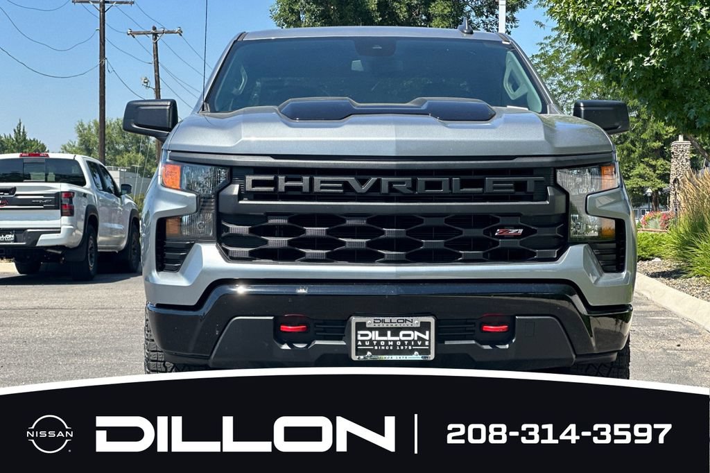 Used 2025 Chevrolet Silverado 1500 Custom Trail Boss AWD/4WD image 9