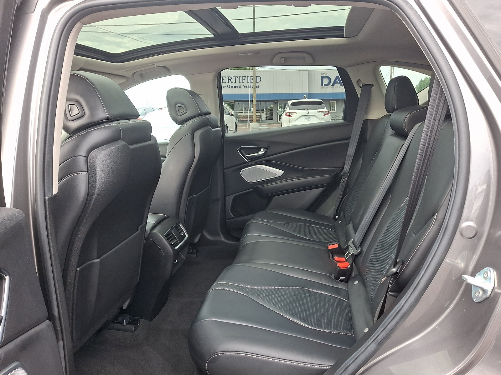 Certified 2024 Acura RDX w/ Technology Package AWD/4WD image 10