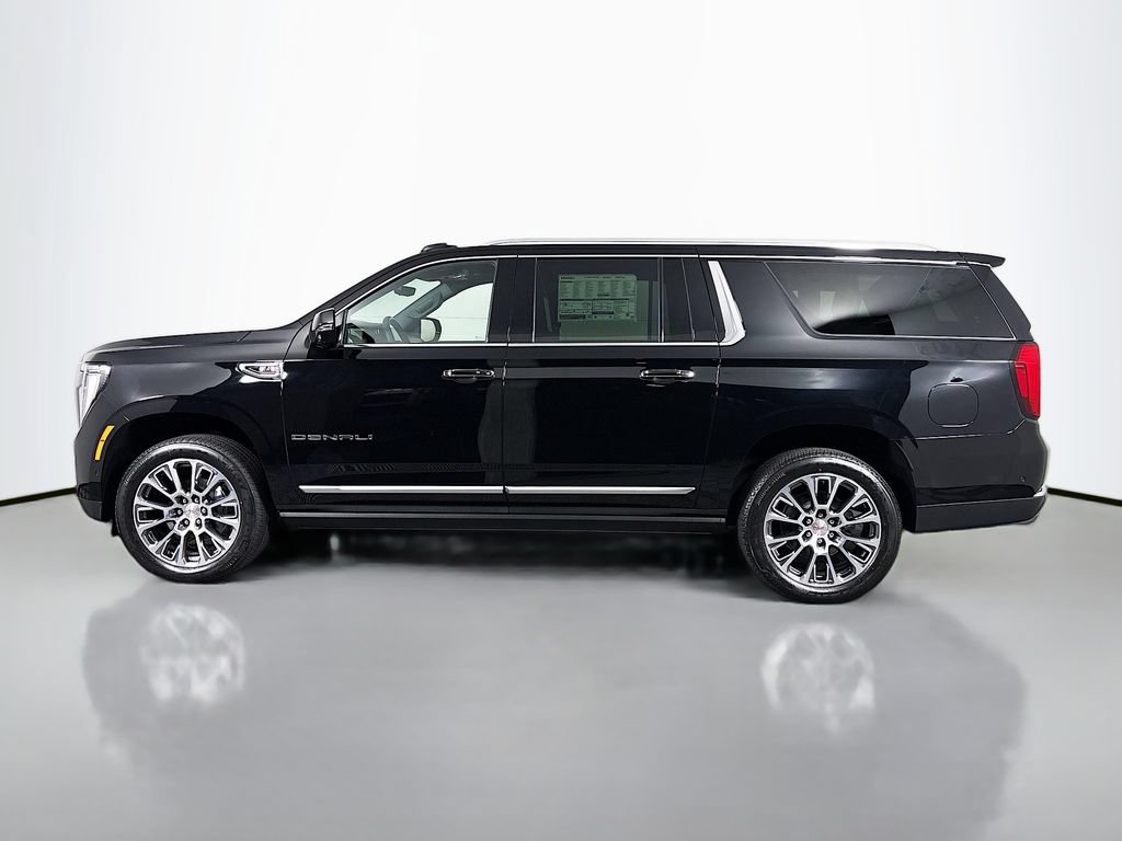 New 2026 GMC Yukon XL Denali w/ Denali Reserve Package AWD/4WD image 4