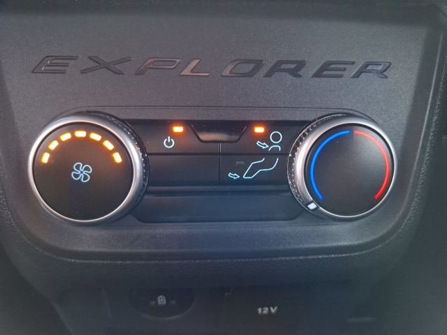 Certified 2025 Ford Explorer ST-Line RWD image 27