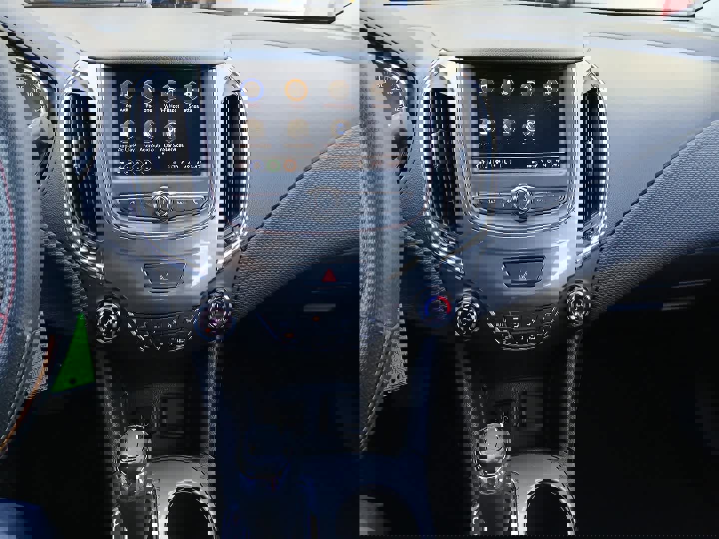 Used 2019 Chevrolet Cruze LT image 32