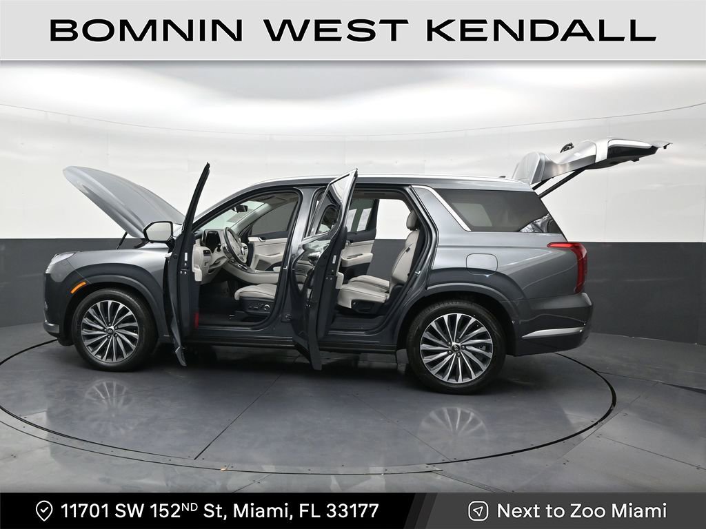 Used 2024 Hyundai Palisade Calligraphy image 30