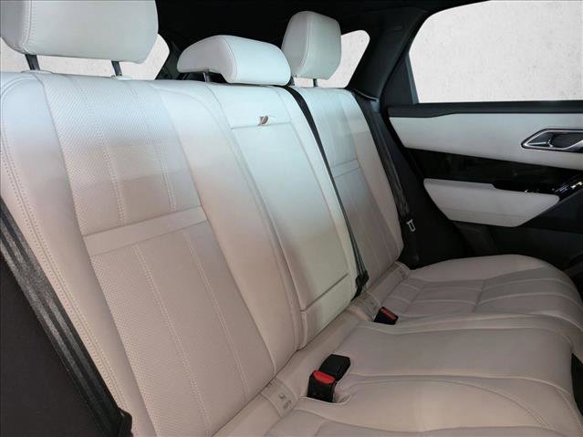 Used 2022 Land Rover Range Rover Velar R-Dynamic S image 21
