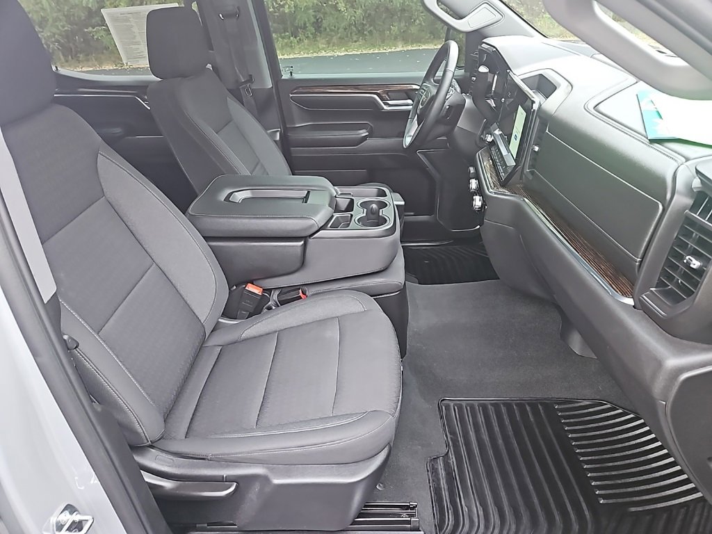 Used 2024 GMC Sierra 1500 Elevation image 33