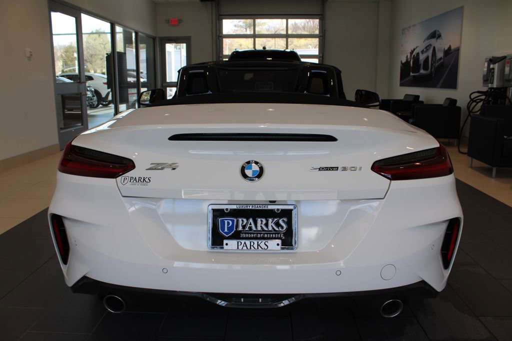 Used 2023 BMW Z4 sDrive30i w/ Premium Package image 31