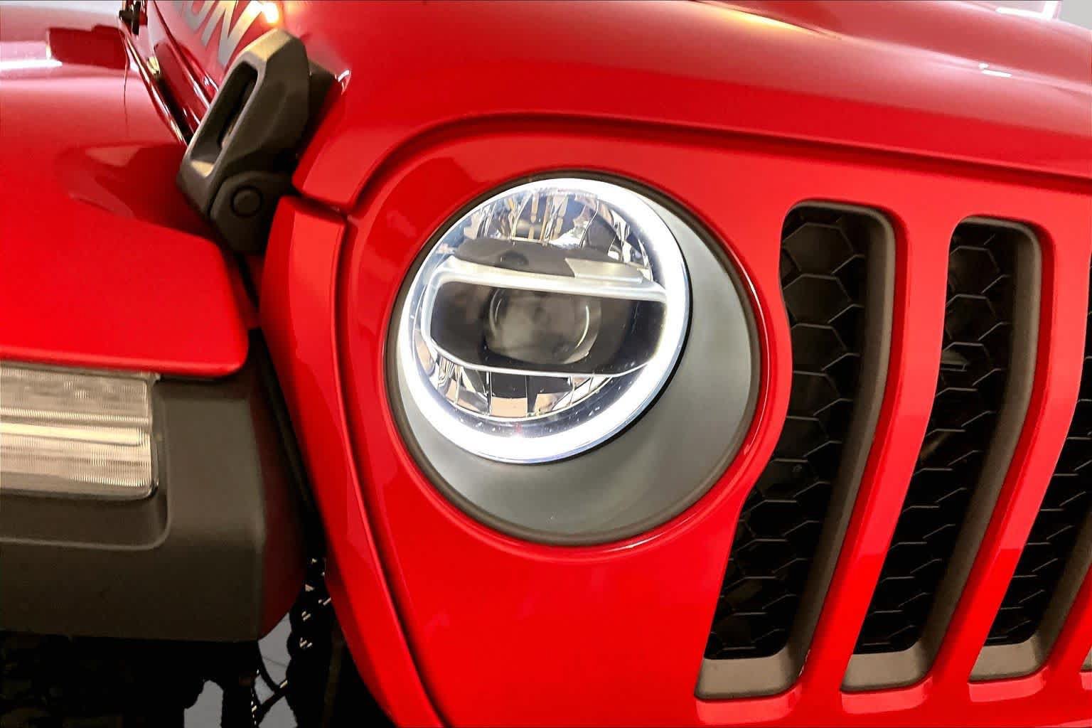 Used 2021 Jeep Gladiator Rubicon AWD/4WD image 27