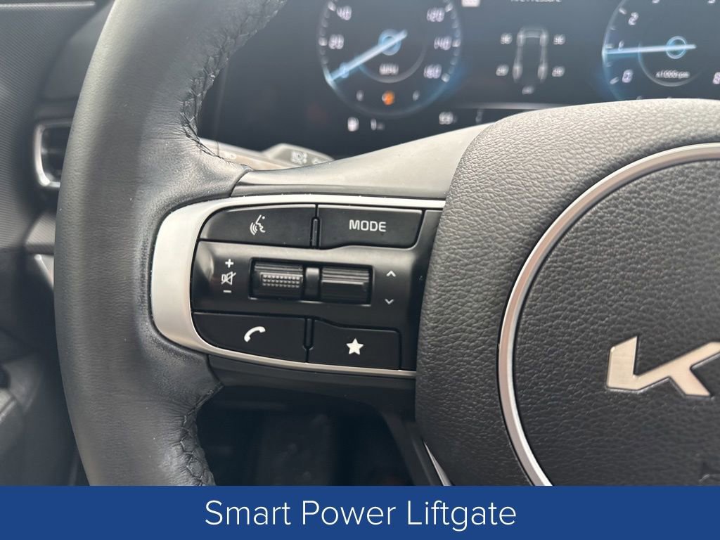 Used 2025 Kia Sportage SX image 14