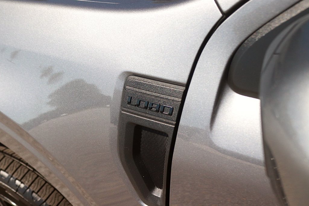 New 2026 Ford Maverick Lobo AWD/4WD image 8