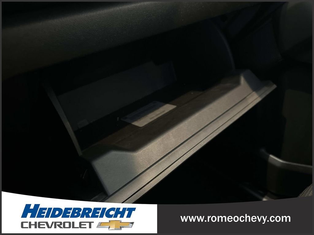 Used 2023 Chevrolet Colorado LT w/ LT Convenience Package II AWD/4WD image 26