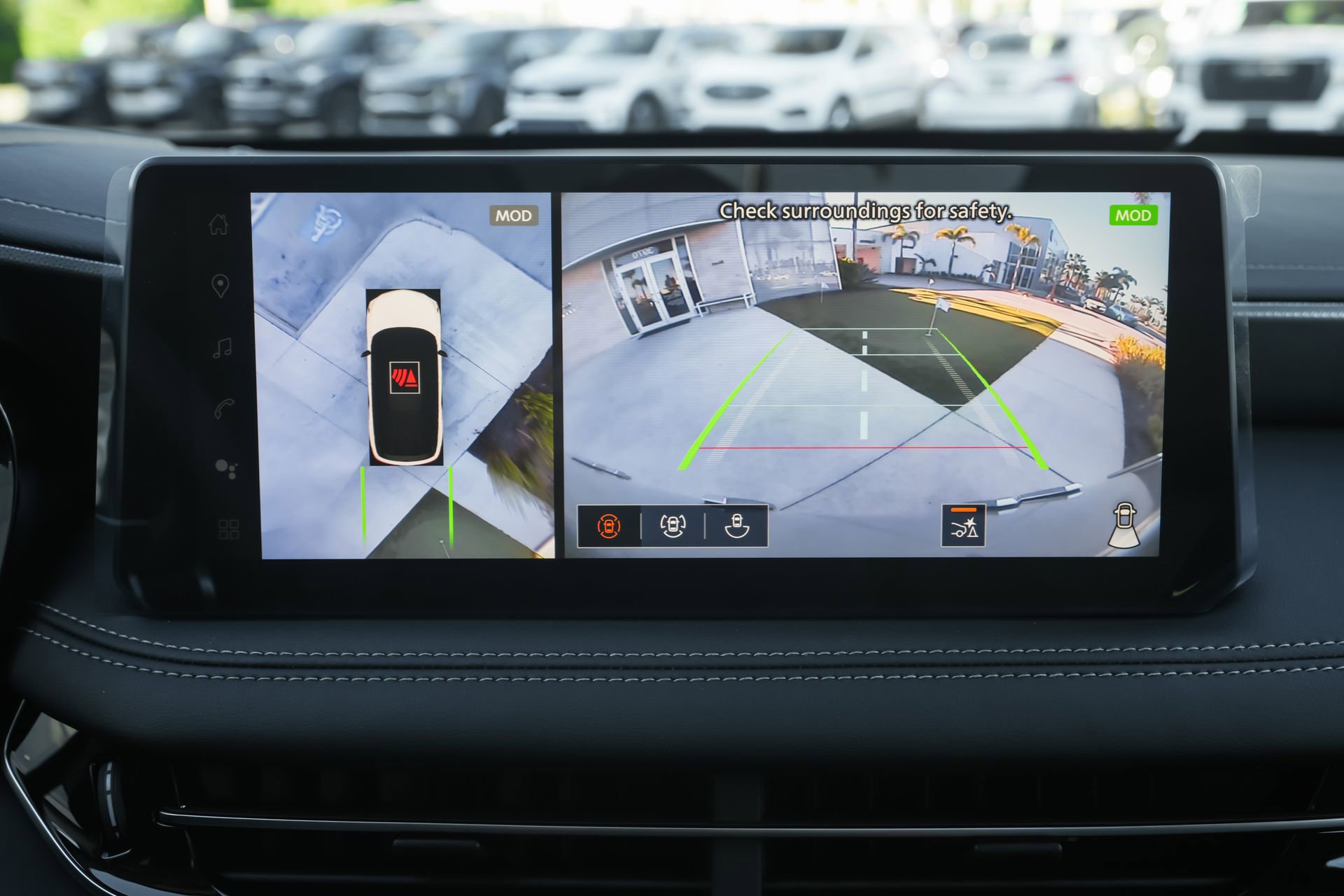 New 2026 INFINITI QX60 Luxe w/ Cargo Package image 13