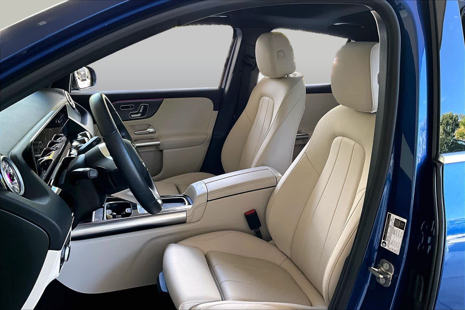 Certified 2025 Mercedes-Benz GLA 250 image 8