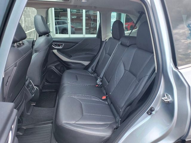 Certified 2023 Subaru Forester Limited AWD/4WD image 10