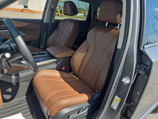 Certified 2025 Acura MDX w/ Technology Package FWD image 11