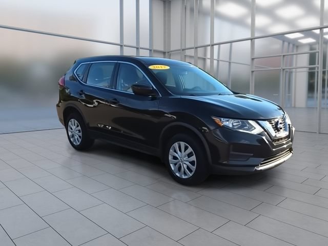 Certified 2017 Nissan Rogue S AWD/4WD image 2