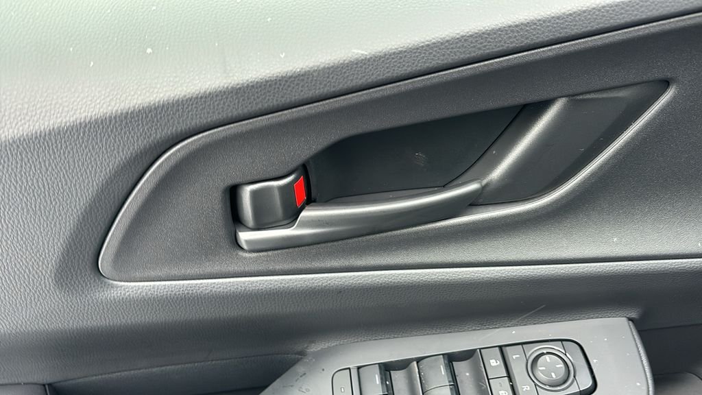 New 2026 Toyota Prius Plug-In Hybrid FWD image 10