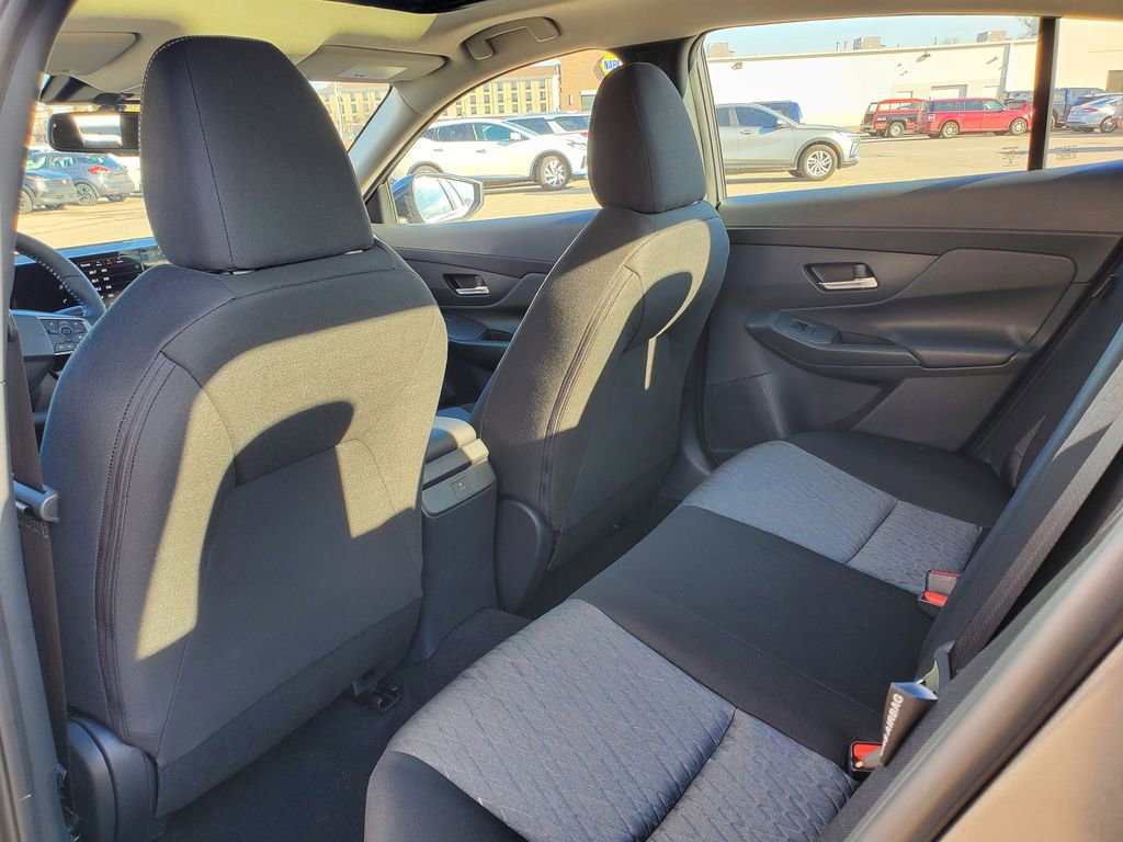 New 2026 Nissan Sentra SV w/ SV Convenience Package FWD image 9