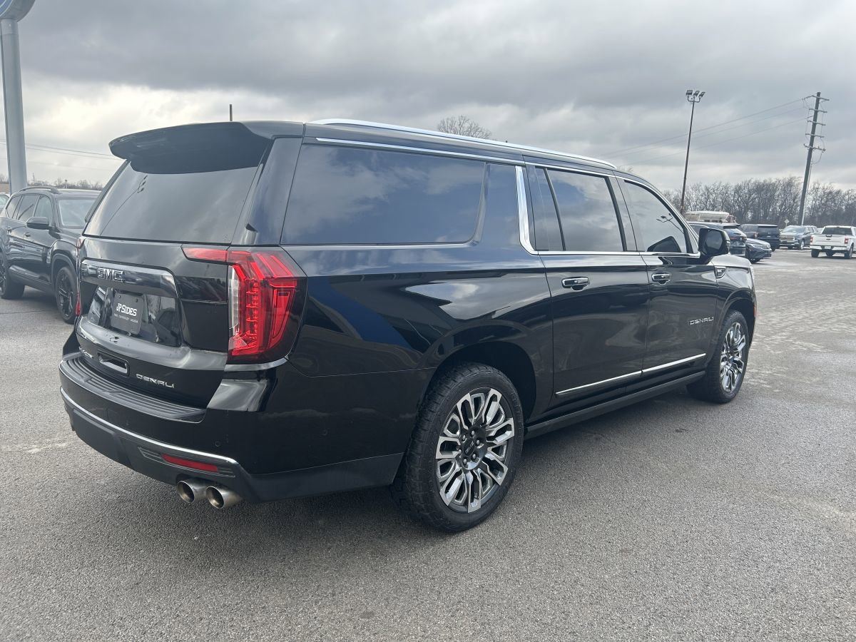 Used 2023 GMC Yukon XL Denali Ultimate w/ LPO, Floor Liner Package image 5