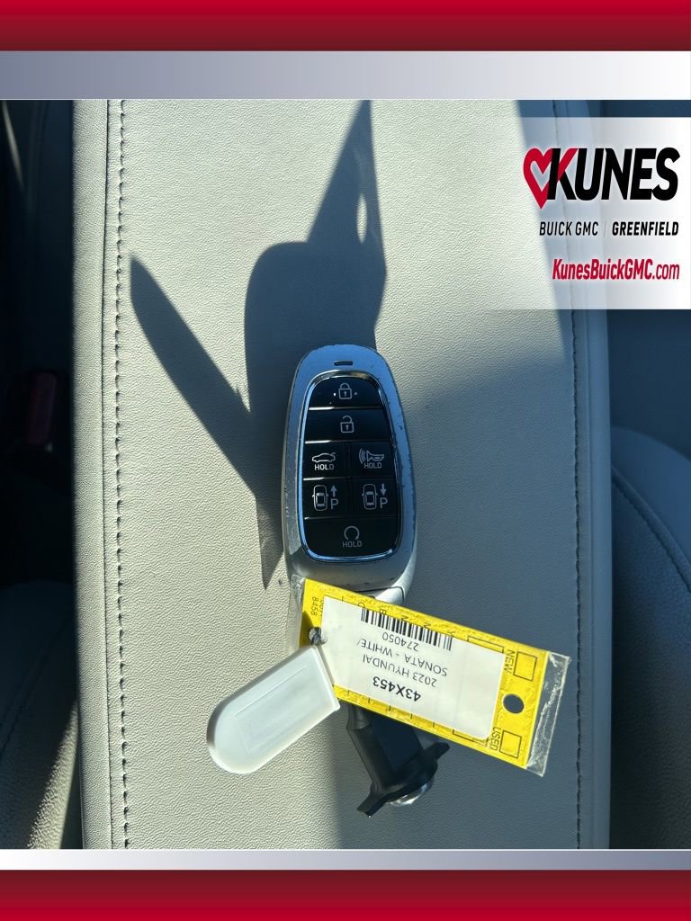 Used 2023 Hyundai Sonata Limited image 39