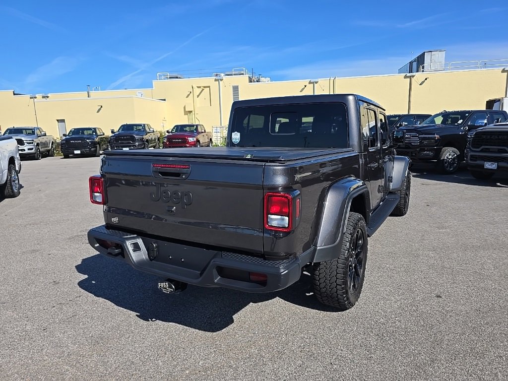 Certified 2024 Jeep Gladiator Sport image 7