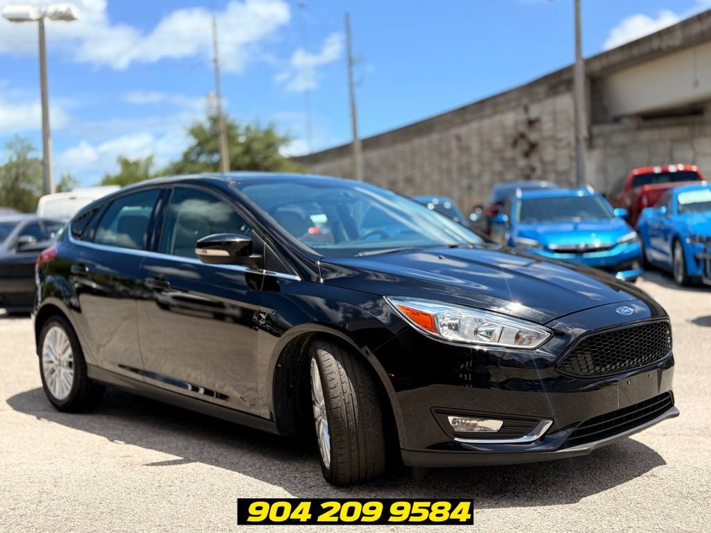 Used 2017 Ford Focus Titanium FWD image 10